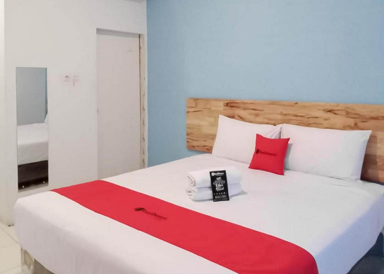 Reddoorz @ Jalan Brigjend Katamso Medan 2 Ξενοδοχείο Εξωτερικό φωτογραφία